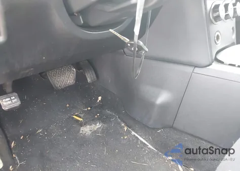 2010 Nissan Rogue S/Sl/Krom z USA, uszkodzony, nr VIN JN8AS5MV7AW606027